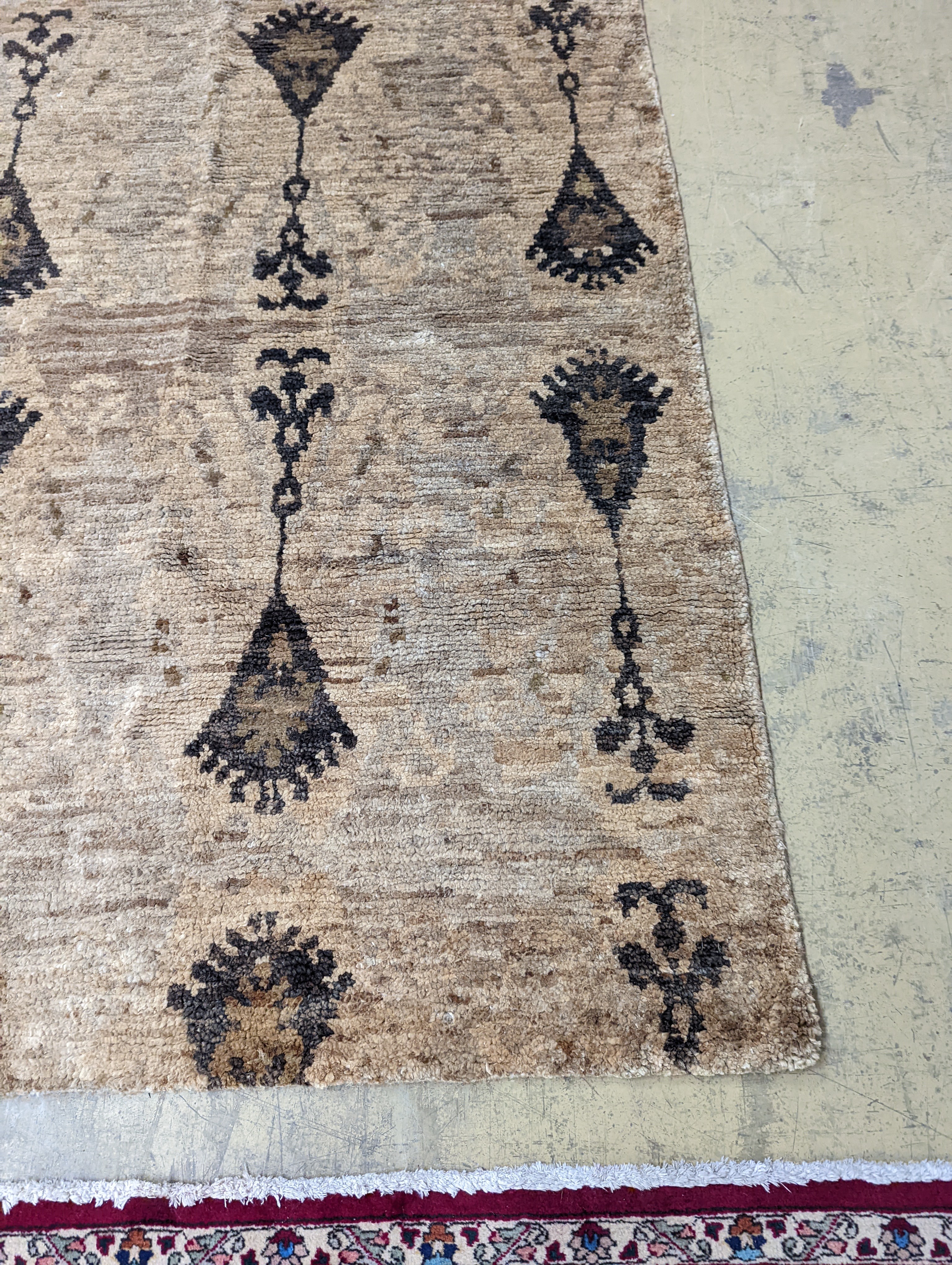 A contemporary Ikat design Jute carpet, 300 x 240cm